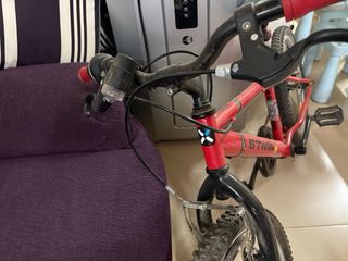 Bicicleta B'Twin Roja Infantil