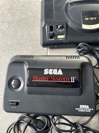 Lote Consolas Sega Master System II y Mega Drive