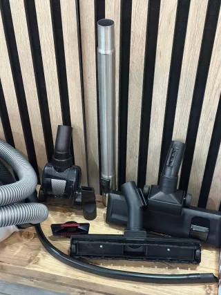 Aspirador Rowenta Compact Power XXL