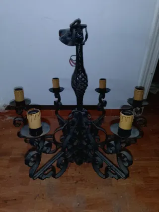 Lámpara de forja maciza para salón