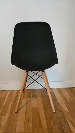 Sillas comedor 4 unidades.  50 euros