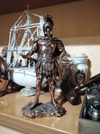 Figuras metalicas de Romanos