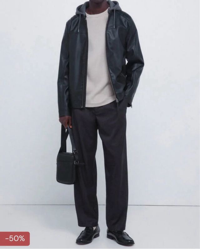 Cazadora efecto piel con capucha