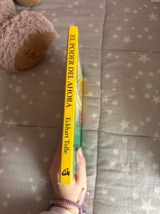 El poder del ahora: Una guía para la iluminació...