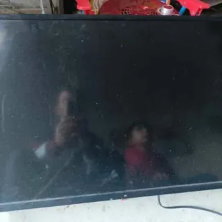 Televisor Negro marca ok