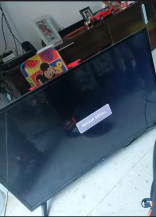 Televisor Negro marca ok