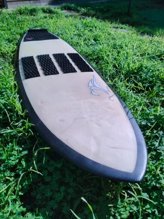 Tabla surf epoxy 5'11" tipo Hypto Krypto