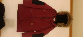Chaqueta Carhartt Roja y Negra