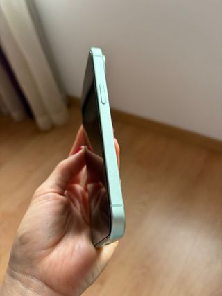 iPhone 15 128GB Verde 90% Batería