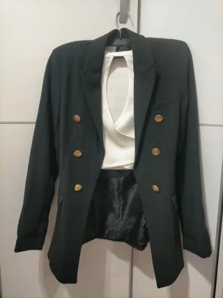 Blazers Stradivarius Negro,un solo uso. Talla XS