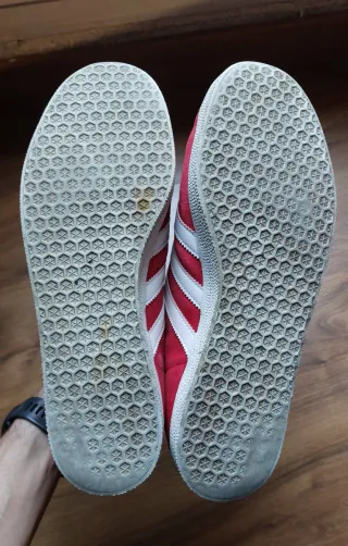 Zapatillas Adidas Gazelle Talla 44 2/3 Rojas