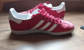Zapatillas Adidas Gazelle Talla 44 2/3 Rojas