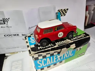 Scalextric Mini Cooper Rojo 41