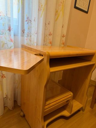 Mesa de ordenador de madera 70x80