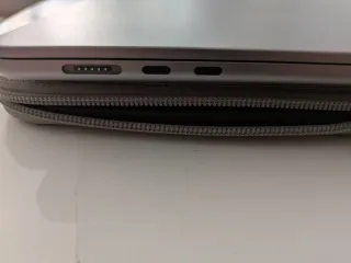 MacBook Air M3 15 16GB RAM 512GB SSD Plata