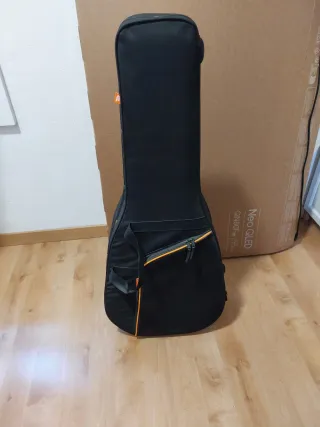 Estuche Guitarra Acústica ARMOUR