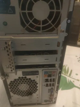 2 Cajas de Ordenador