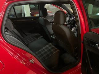 VOLKSWAGEN GOLF GTI PERFORMANCE 7.5
