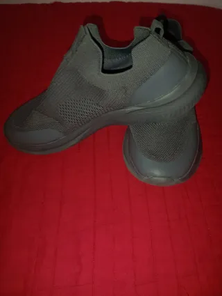 Zapatillas grises Primark