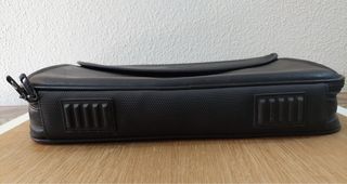 Maletín portátil Caselogic para portátiles