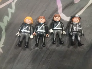 Lote 4 Policías Playmobil Todos 5€