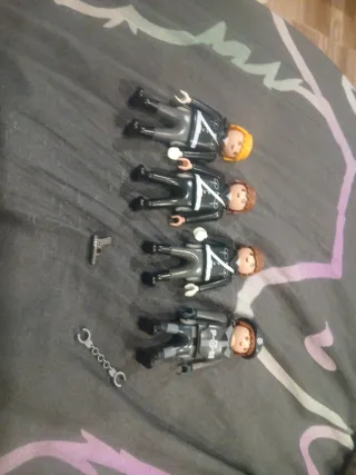 Lote 4 Policías Playmobil Todos 5€