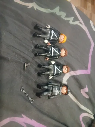 Lote 4 Policías Playmobil Todos 5€