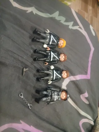 Lote 4 Policías Playmobil Todos 5€