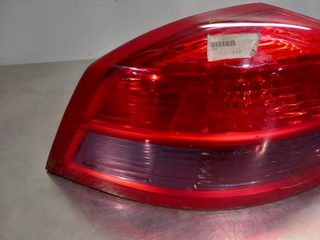 PILOTO TRASERO IZQUIERDO RENAULT VEL SATIS (BJ0)