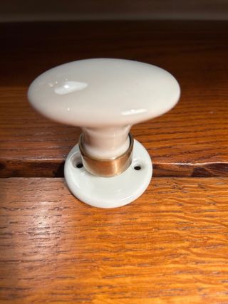 Pomos porcelana Limoges antiguos para puertas.