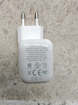 Cargador Pilas AAA Apple Blanco