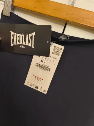 Falda Larga negra Everlast de Zara