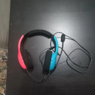 Nintendo Switch Azul y Rojo