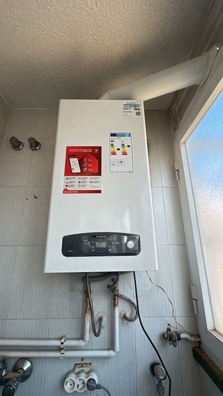 INSTALACIONES,SUSTITUCIONES DE CALDERA,TERMOS Y AC