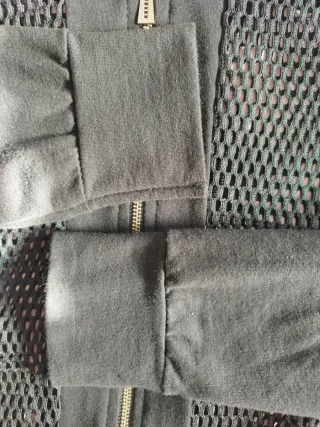 Chaqueta negra perforada T/M