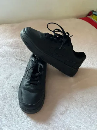 Zapatillas deportivas negras