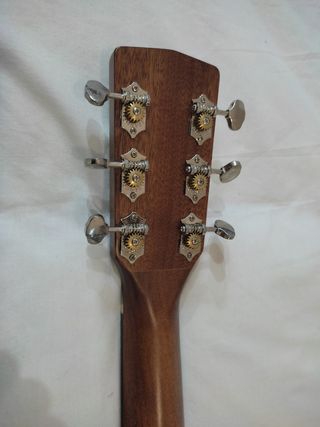 Guitarra Acústica Cort Earth 200 ATV