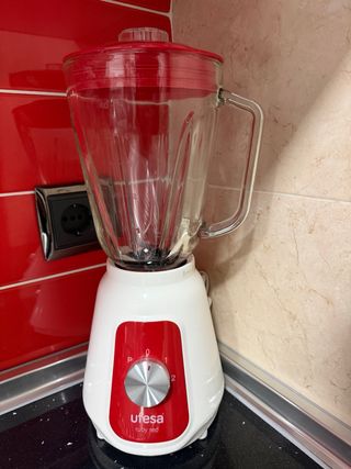 Batidora de vaso Ufesa Ruby Red jarra de cristal