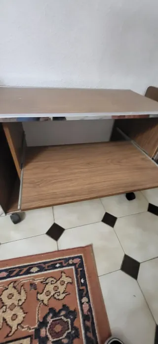 Mesa auxiliar madera y metal