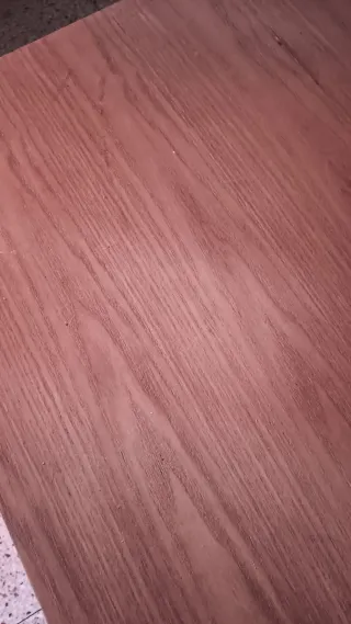 SE REGALA MESA DE CENTRO. Mesa de centro de madera