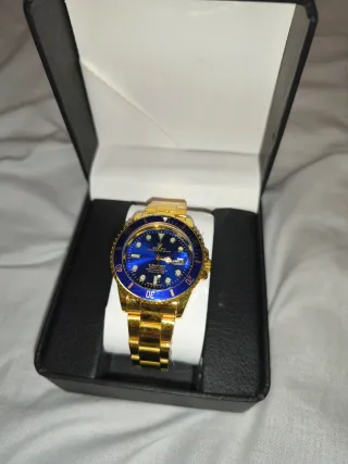 Reloj precioso NUEVO