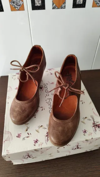 Botines de cuña de piel. Zapato cuña