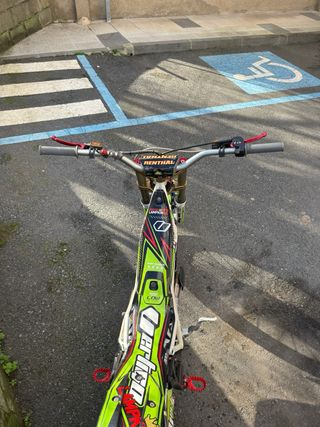 Moto de trial VERTIGO COMBAT DOUGIE LAMPKIN