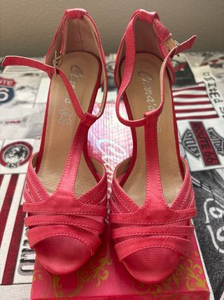 Zapatos de tacón rosa talla 37