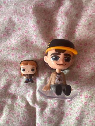 Figuras Max y Dustin McDonald's
