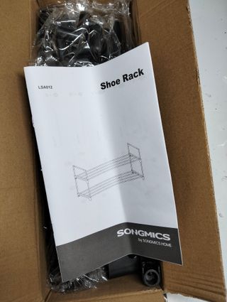 SONGMICS Zapatero de 4 Niveles Apilable, Metal Negro 30 x 42,5 x 71,5 cm