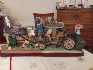 Figura carruaje con caballos y figuras