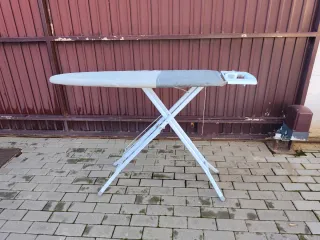 Tabla de planchar plegable