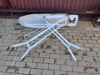 Tabla de planchar plegable
