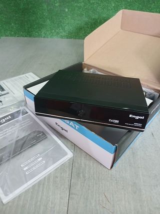 Receptor satélite - Engel RS8100Y, HD